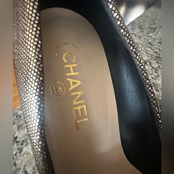 Authentic Chanel Gold Heels Pumps Size 39 - Picture 12 of 13